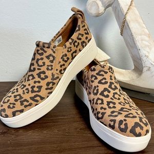 TOMS Tristan Leopard Print Platform Slip-ons